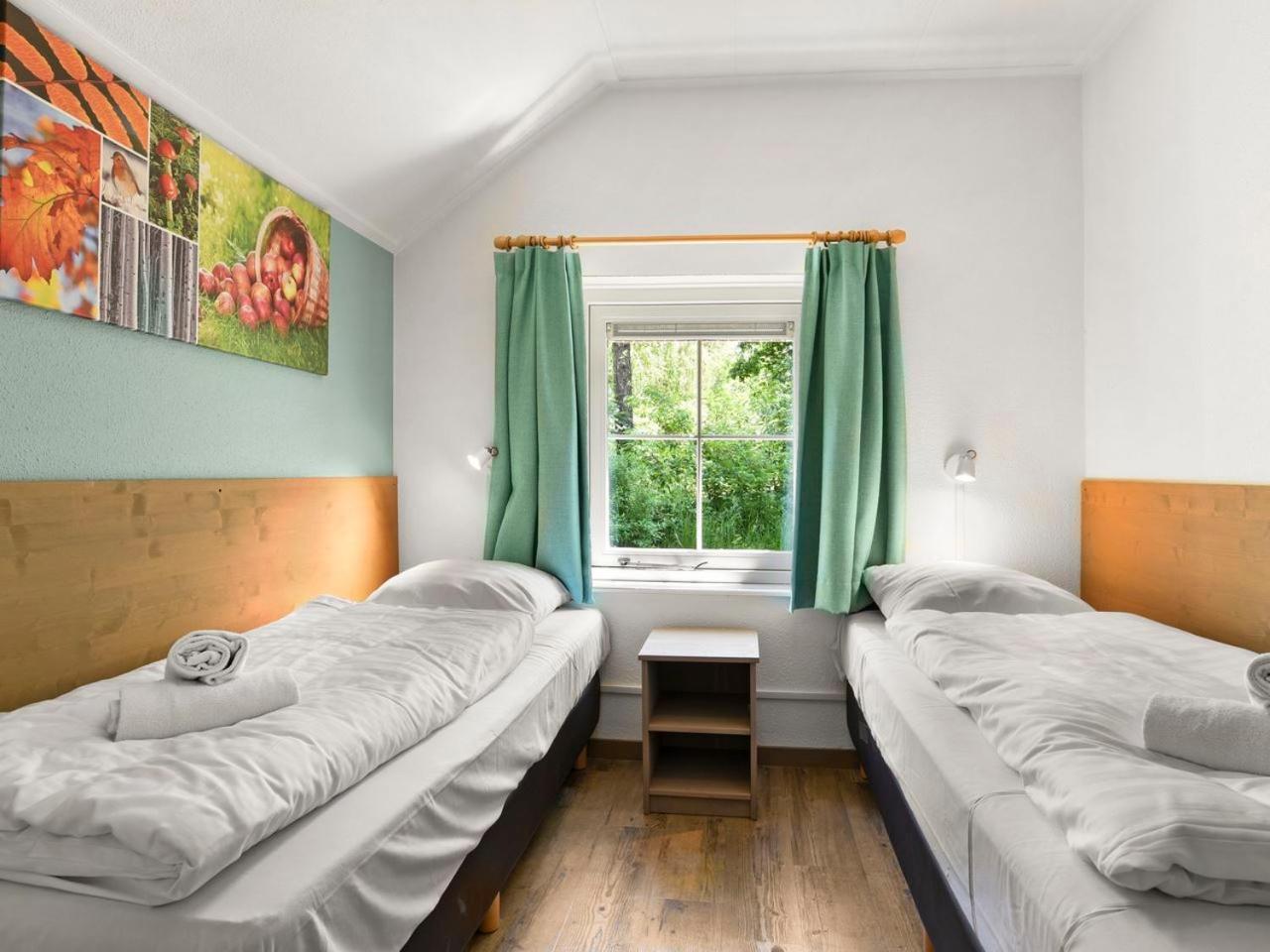 Luxury 4-Person Bungalow In The Holiday Park Landal Twenhaarsveld Holten Quarto foto