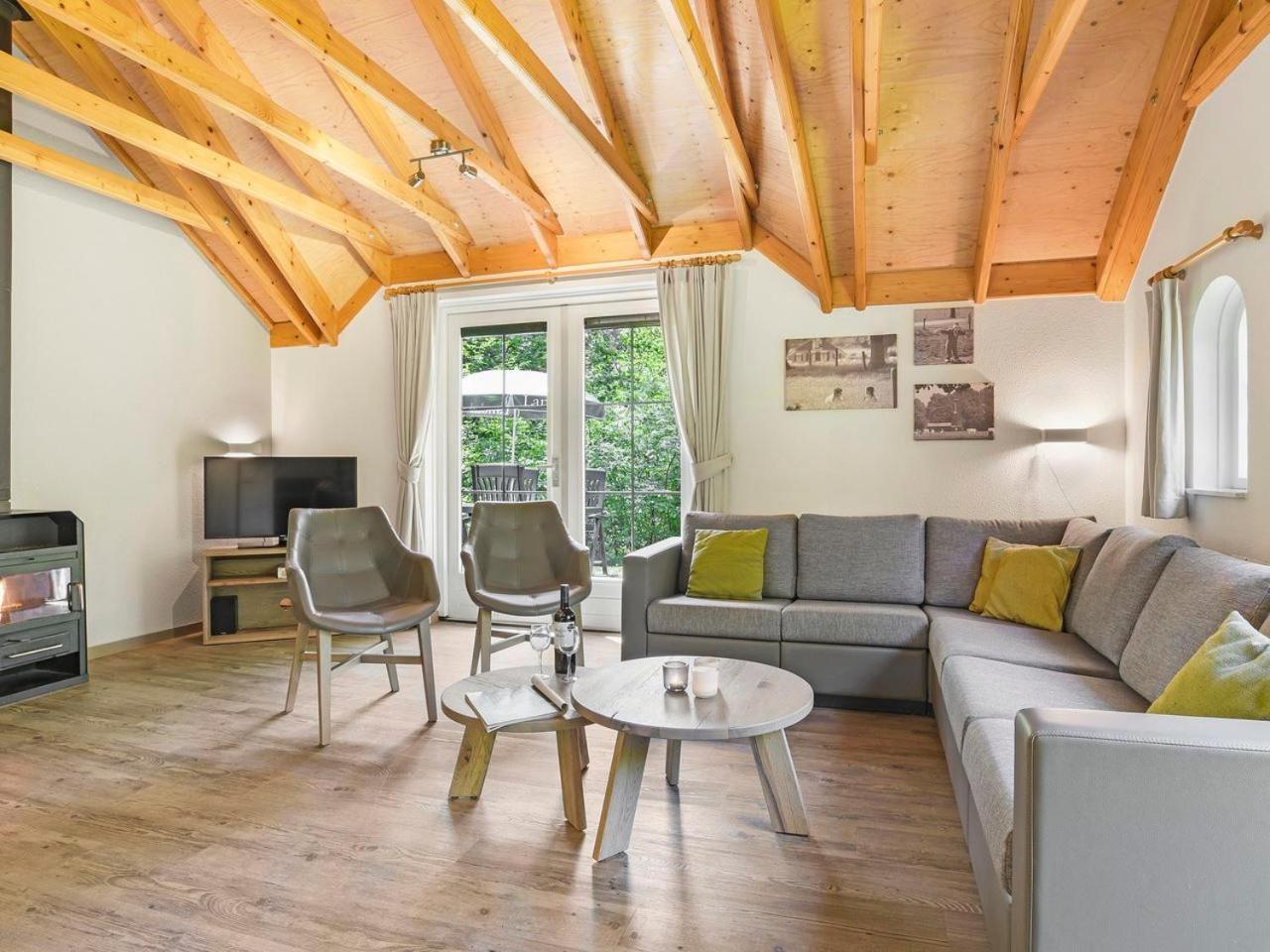 Luxury 4-Person Bungalow In The Holiday Park Landal Twenhaarsveld Holten Quarto foto