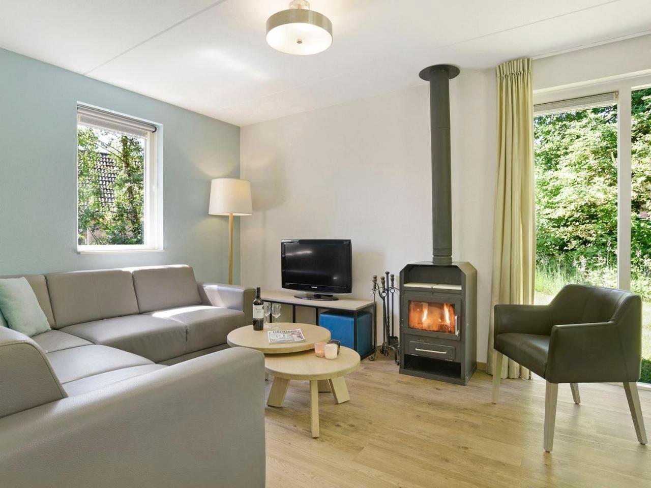 Luxury 4-Person Bungalow In The Holiday Park Landal Twenhaarsveld Holten Quarto foto